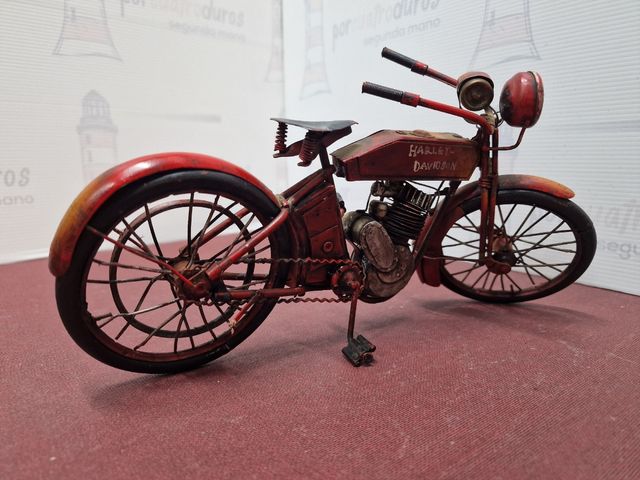 Moto Harley Davidson X8A 1912 en hierro
