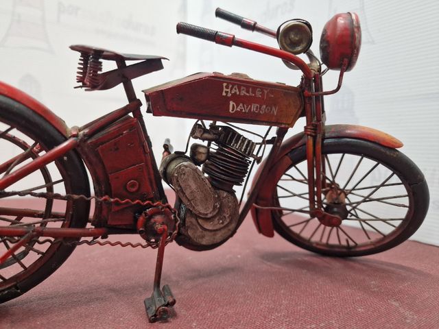 Moto Harley Davidson X8A 1912 en hierro