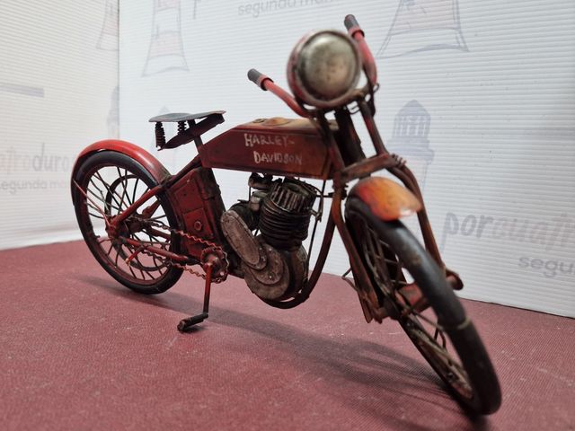 Moto Harley Davidson X8A 1912 en hierro