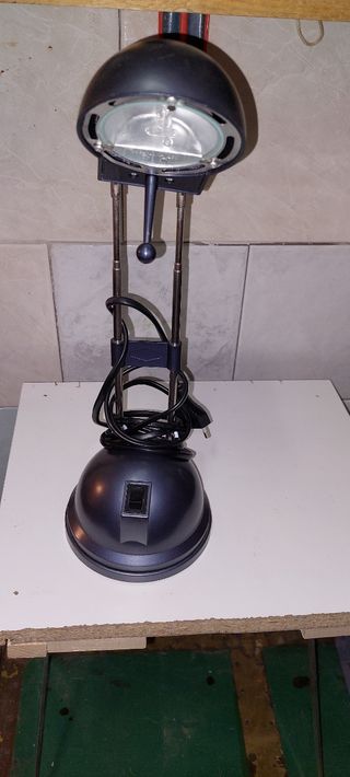 Lampada da scrivania 