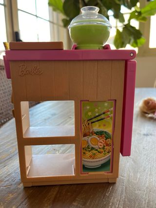 Barbie con restaurante japones