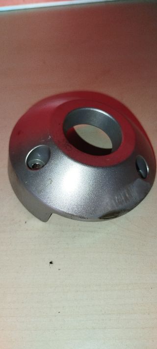 -Yamaha Xsr 125cc.Embellecedor tubo