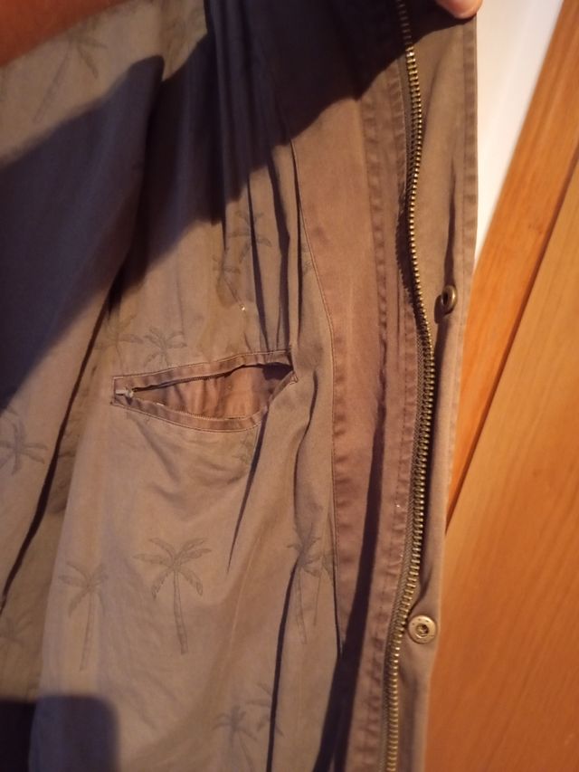 Chaquetón parka hombre talla 4XL. Marrón oliva