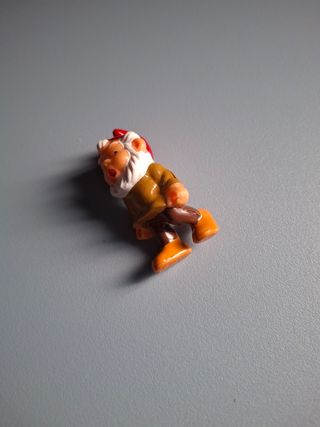 5 figurine gnomi burloni Kinder