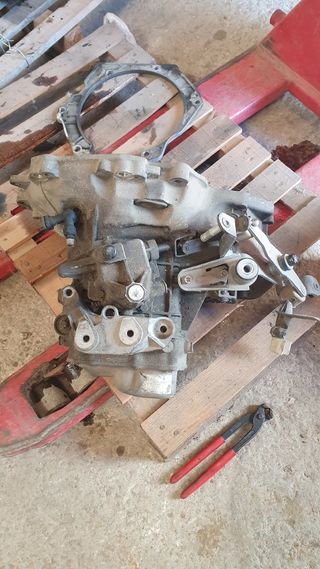 Caja de cambios opel corsa sport 1.3cdti
