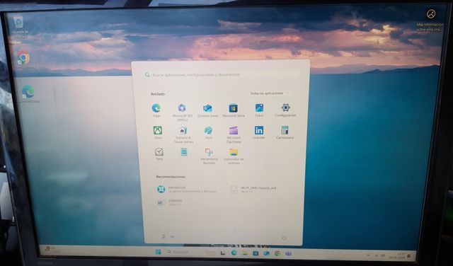 HP EliteDesk 800 G3 SFF i5 6500 8GB SSD Excelente