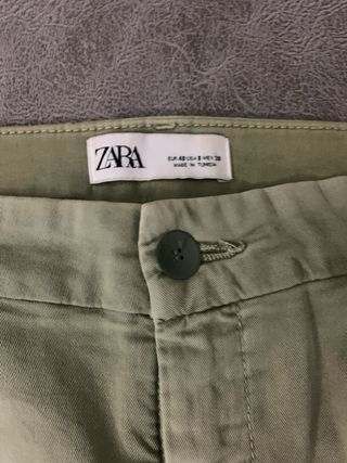 pantalon verde de zara 