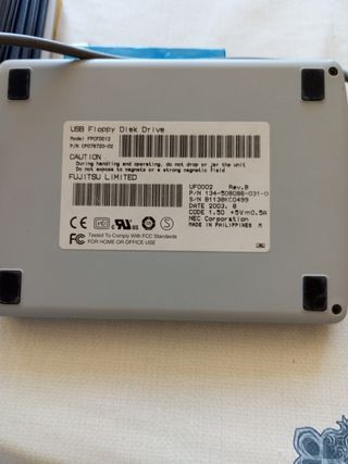 Disquetera 3 1/2 externa 