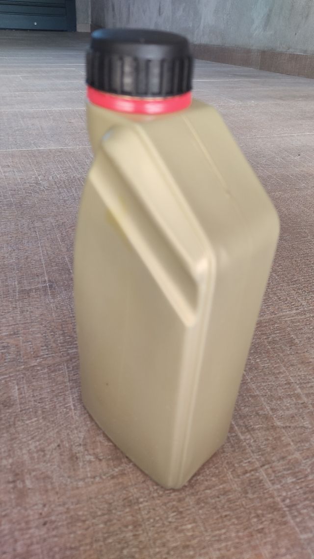 Funda aceite coche Castrol