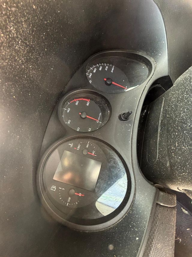 DESPICE SEAT LEON 1.6 TDI 105CV AÑO 2011