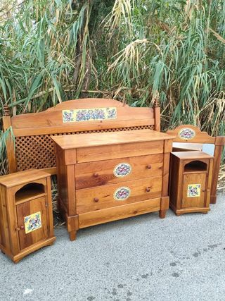 Dormitorio madera lozas