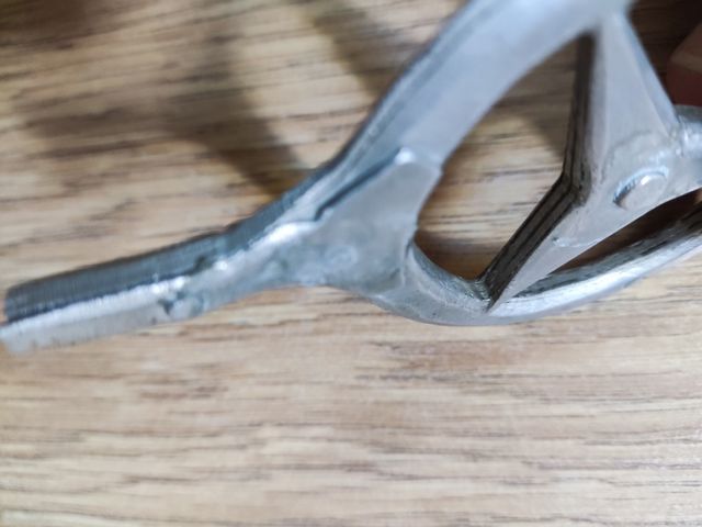 Insignia capot mercedes