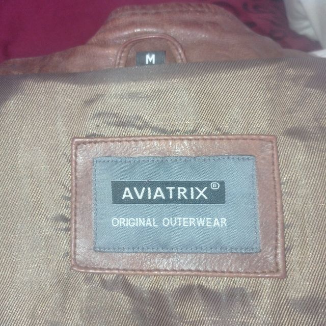 Cazadora de cuero marca aviatrix