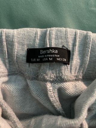 Chándal gris