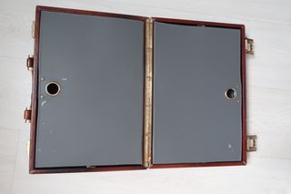Maletin de médico piel.