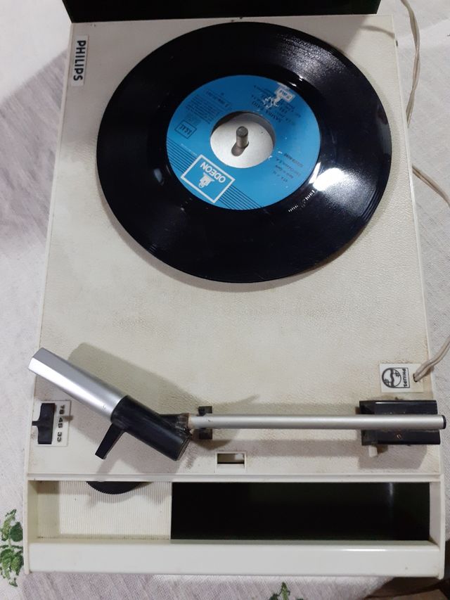 tocadiscos antiguo funciona 