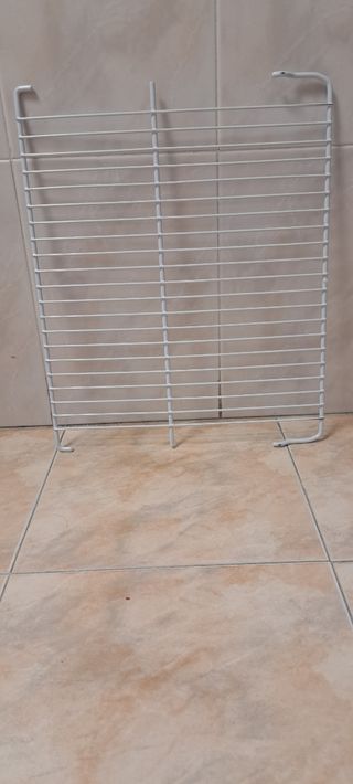 Bandejas e interior nevera como nuevas