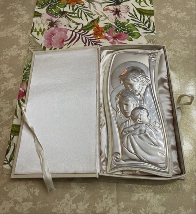 Capezzale in argento via Montenapoleone