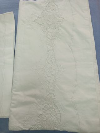 Sabanas blancas antiguas 