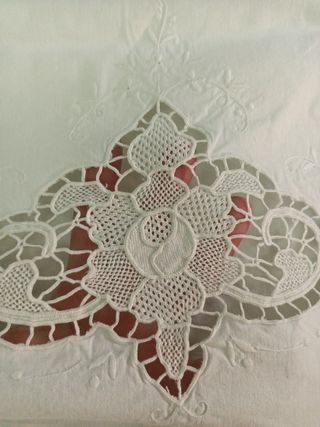 Sabanas blancas antiguas 