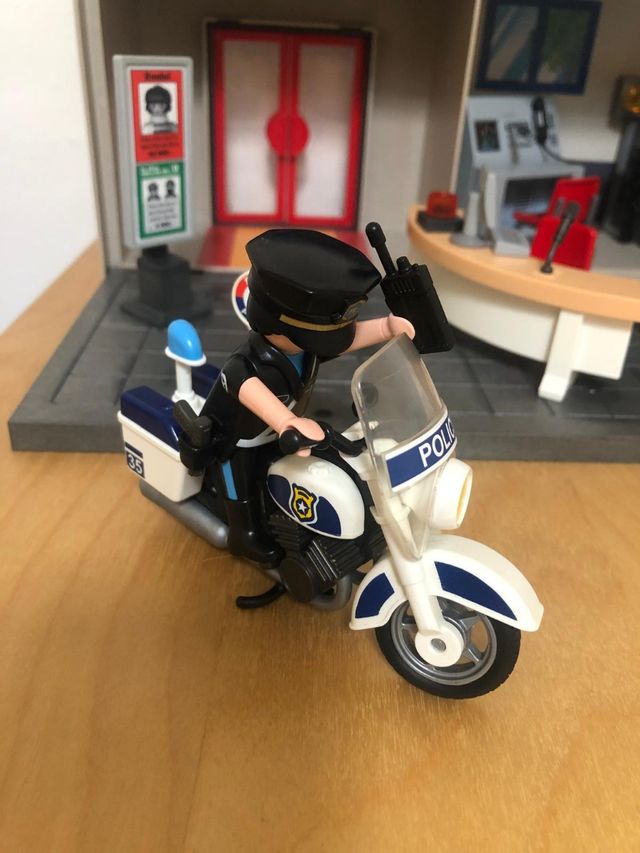 Playmobil comisaría
