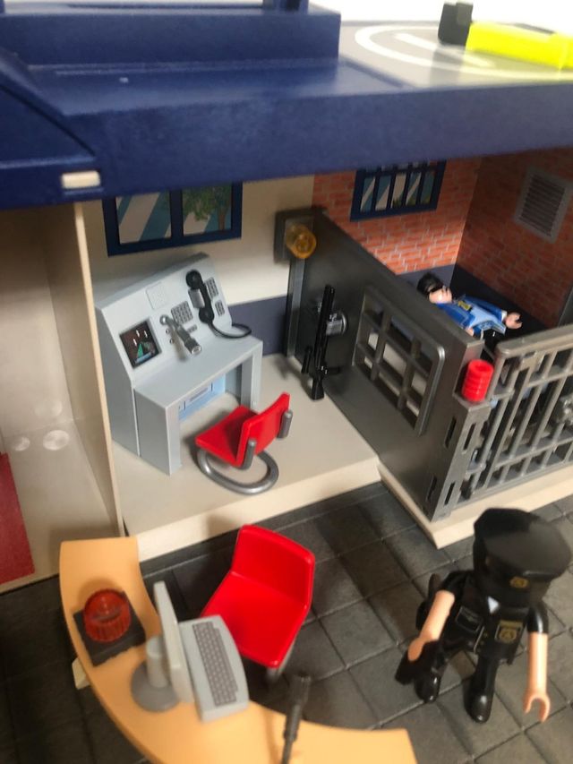 Playmobil comisaría