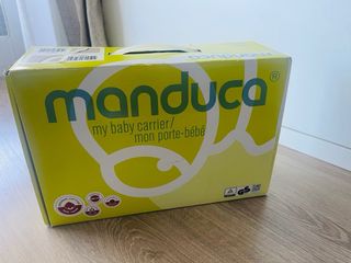 Mochila Manduca en su caja original