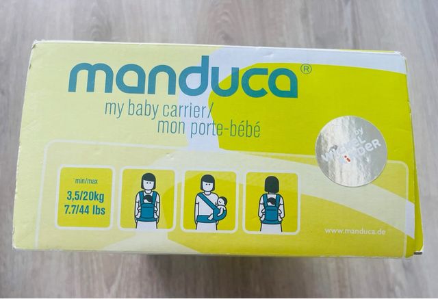 Mochila Manduca en su caja original