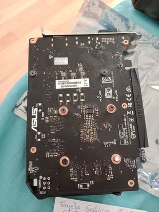 Tarjeta Gráfica ASUS