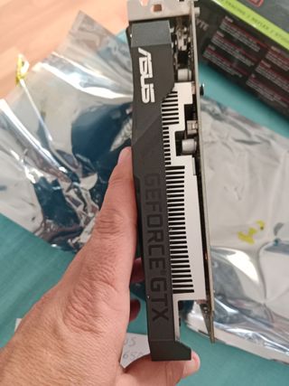 Tarjeta Gráfica ASUS
