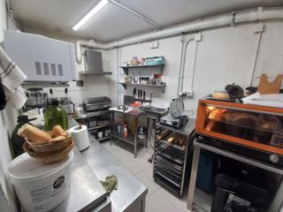 R-7936771 Traspaso Panaderia con degustacion Sants