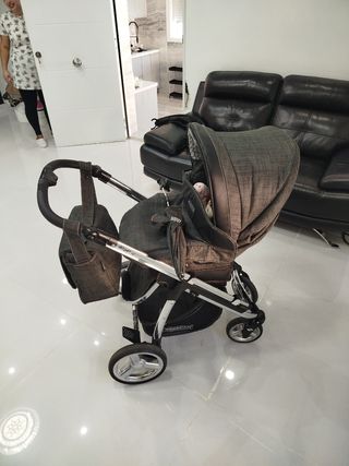Carro de bebé bebecar 