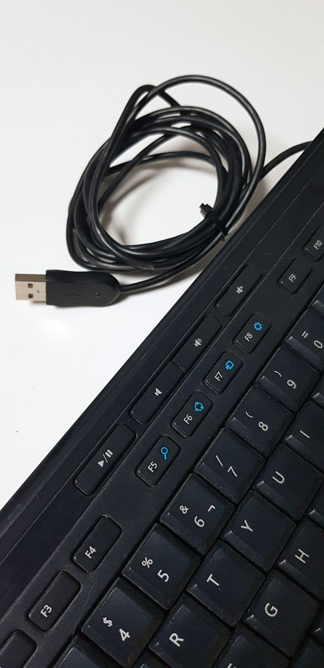 Teclado Multimedia Microsoft