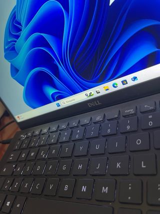 Portatil Dell Vostro 5301