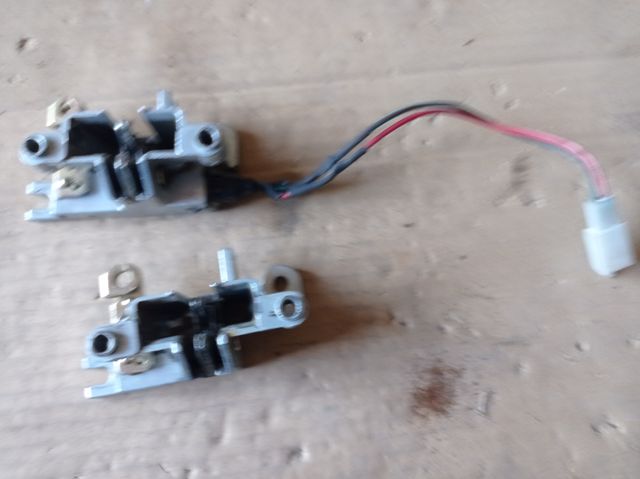 Cierres asiento kimco xciting 250cc