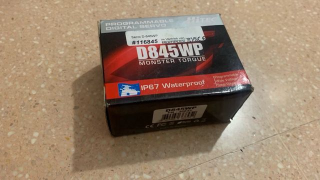 Maxi servo hitec 1/5