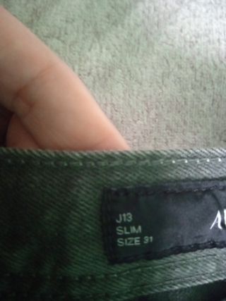 Pantalón hombre Armani 