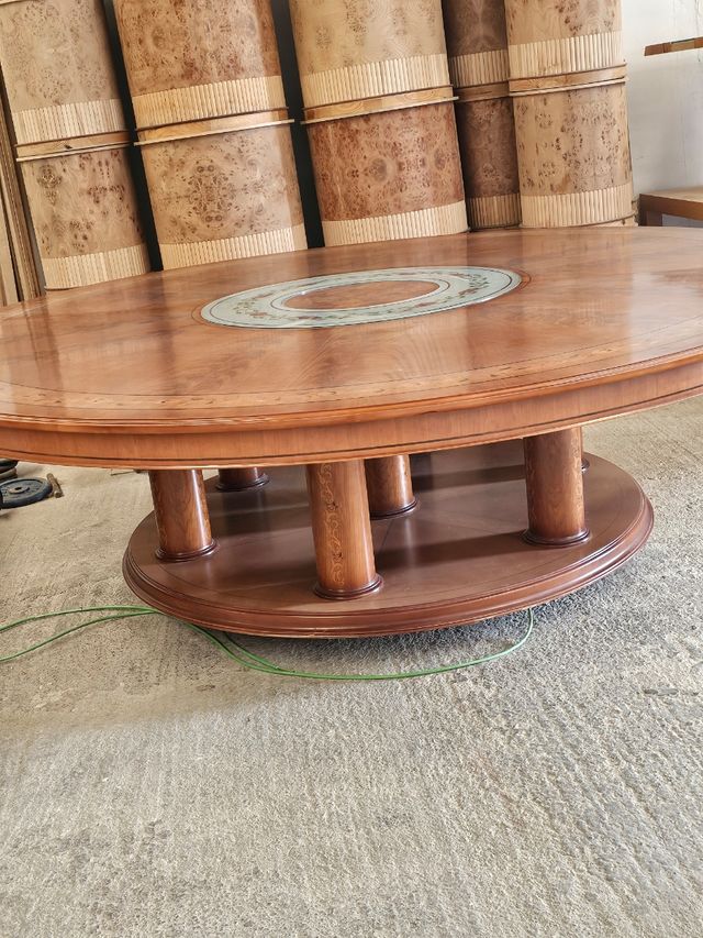 tavolo per riunioni e conferenze