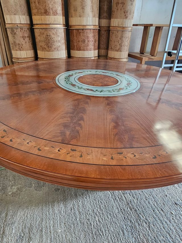 tavolo per riunioni e conferenze