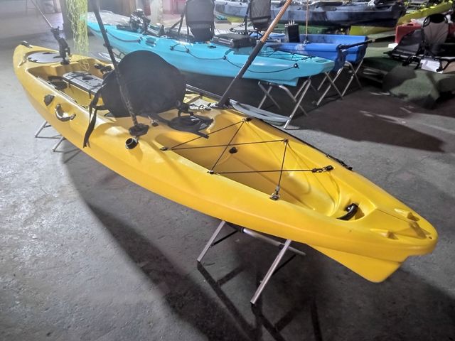 KAYAK RECREO - PESCA EQUIPADO 