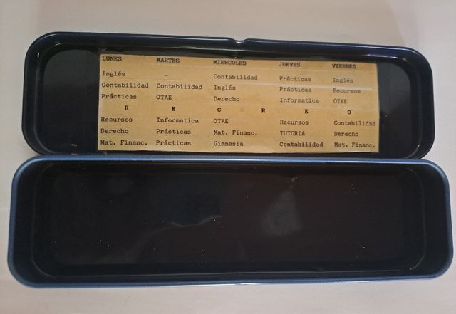 Estuche de lata Chipie