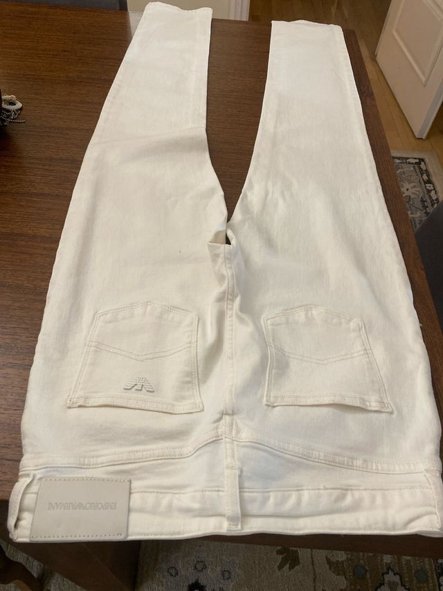 Pantalón Armani blancos mujer talla 28
