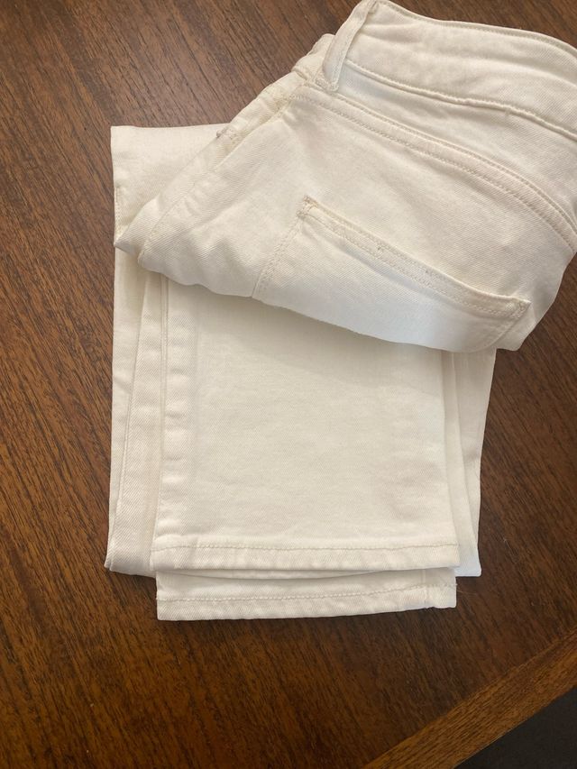 Pantalón Armani blancos mujer talla 28