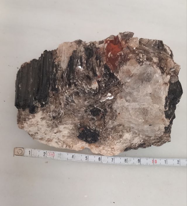 Mineral de turmalina 620