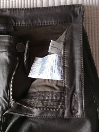 Pantalones de mujer cuero