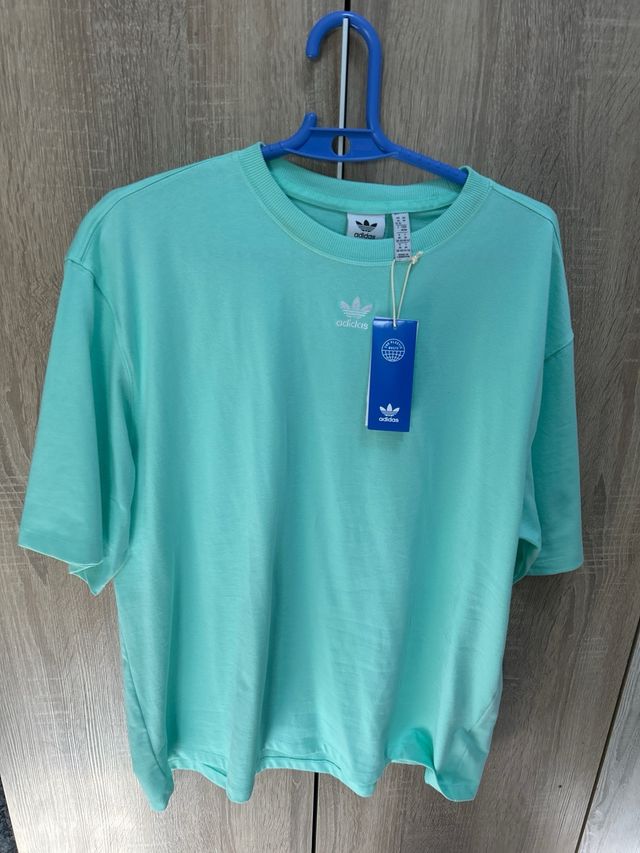 Camiseta adidas