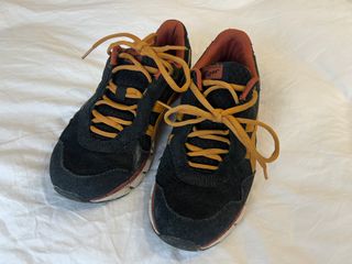 Zapatillas asics negras