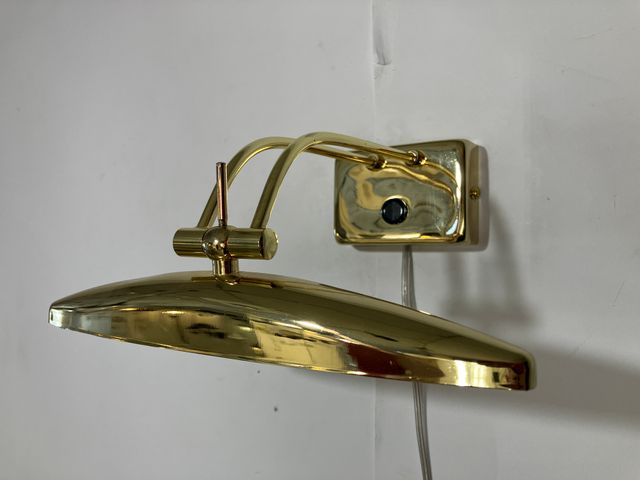 Lampada parete ottone orientabile