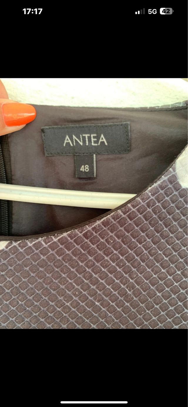 Vestido talla 48 marca antea