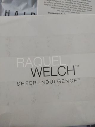 Peluca Raquel Welch 100% natu.
